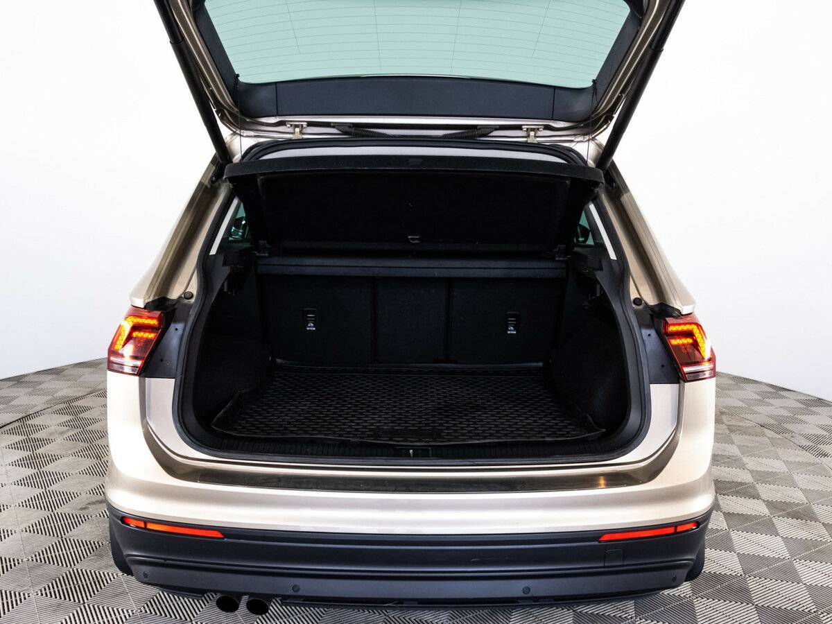 Volkswagen Tiguan, 2019 Фото №22