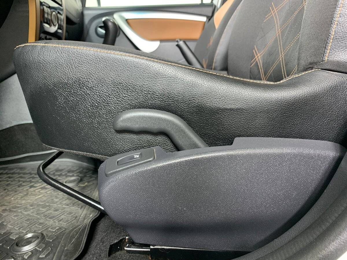 Lada (ВАЗ) Largus Cross, 2018 Фото №16