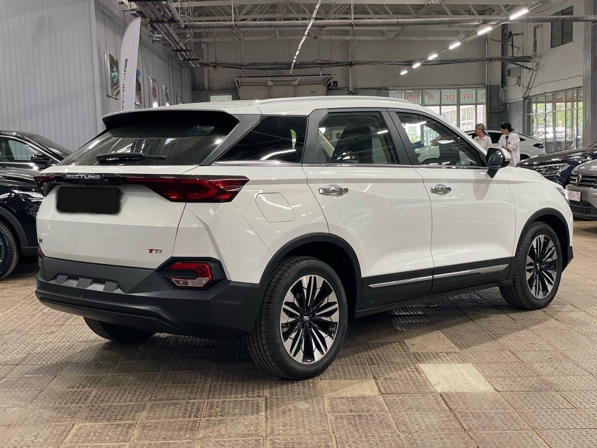 FAW Bestune T77, 2023 - 100 км. | Фото №5