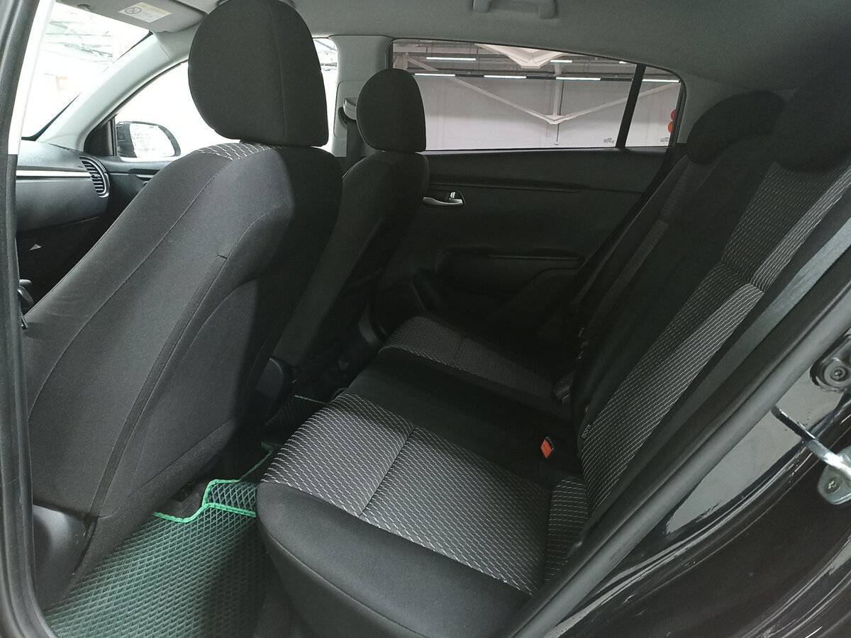 Kia Rio X-Line, 2019 Фото №12