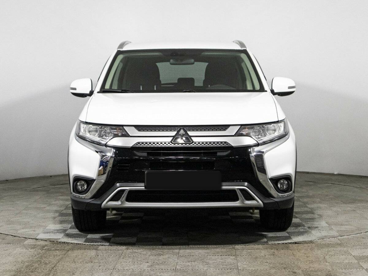 Mitsubishi Outlander, 2018 - 70 460 км. | Фото №2