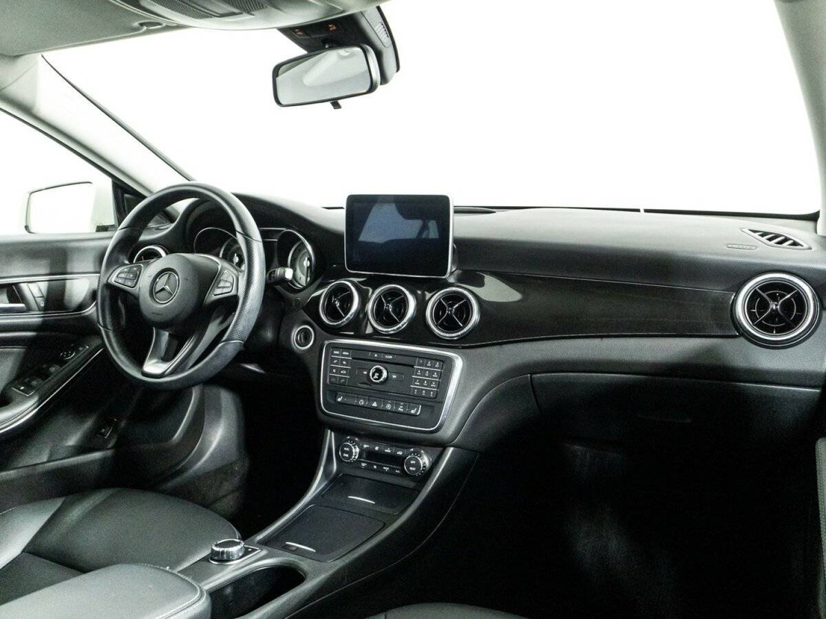 Mercedes-Benz CLA 200, 2015 Фото №9
