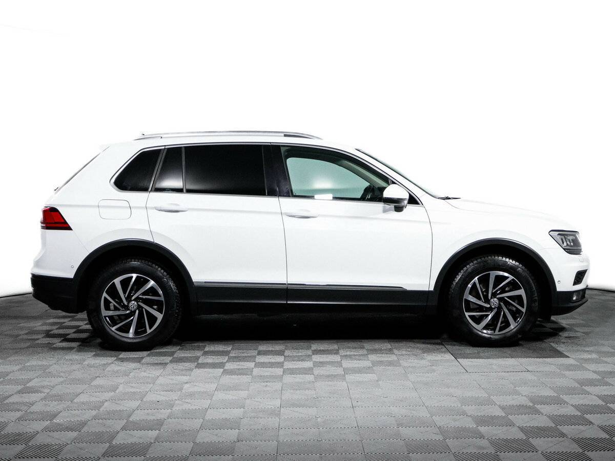 Volkswagen Tiguan, 2018 - 63 742 км. | Фото №4