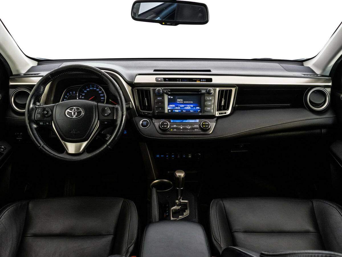 Toyota RAV4, 2015 Фото №10
