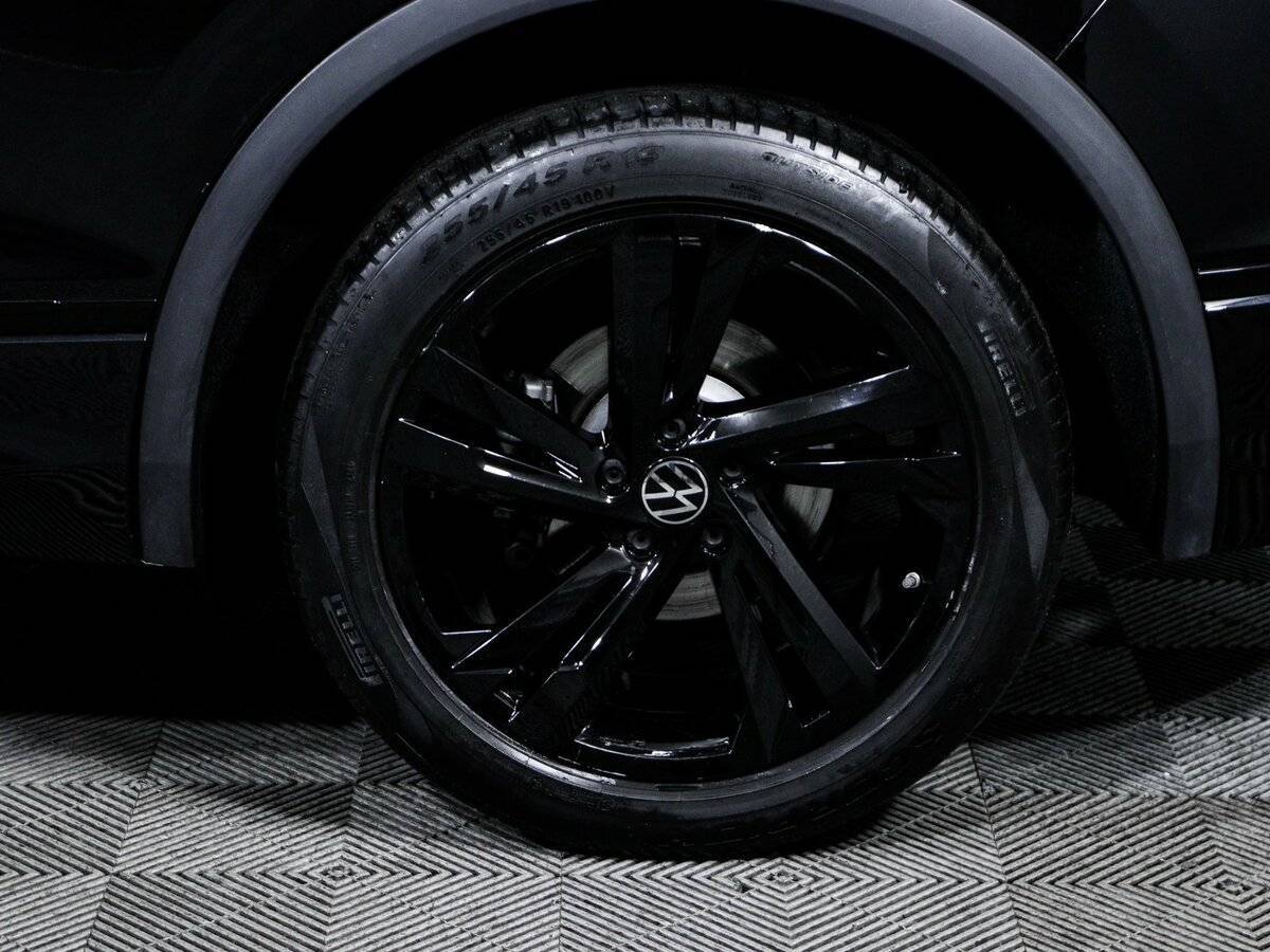 Volkswagen Tiguan, 2021 Фото №15