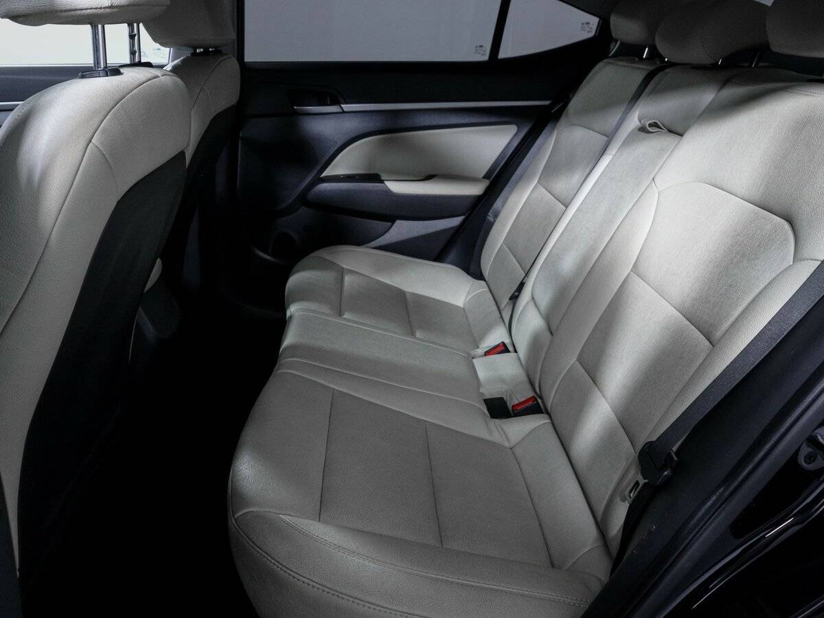 Hyundai Elantra, 2016 - 143 729 км. | Фото №8