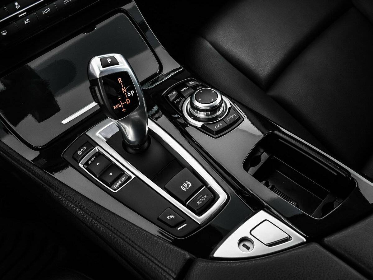 BMW 5 серии 520d, 2016 Фото №15