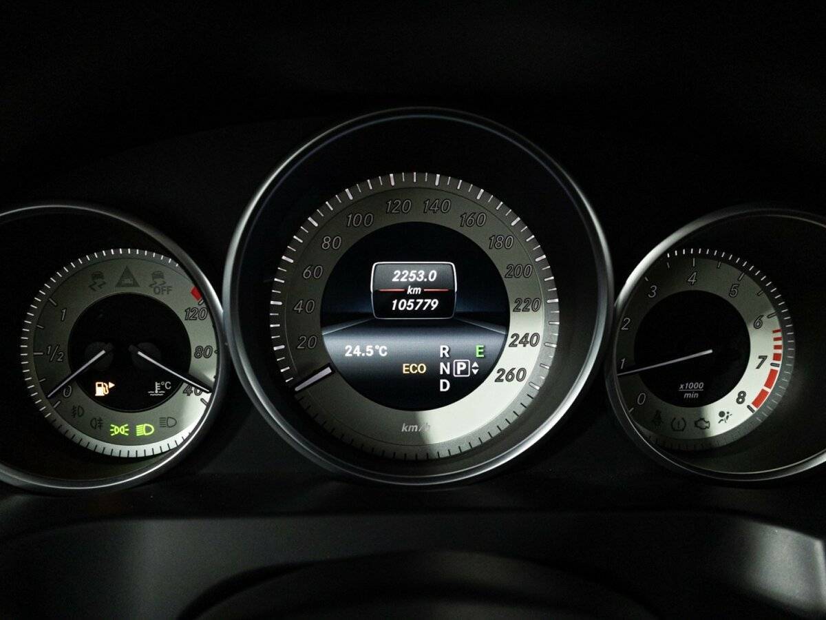 Mercedes-Benz E-Класс 250, 2014 Фото №12