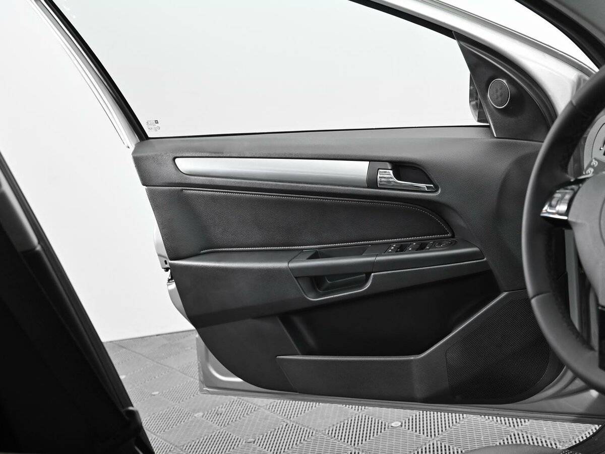 Opel Astra, 2012 - 182 000 км. | Фото №6