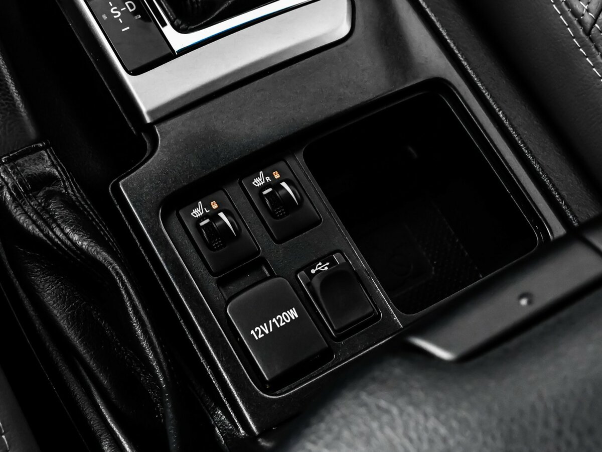 Toyota Land Cruiser Prado 150 Series Рестайлинг 1, 2013 Фото №13