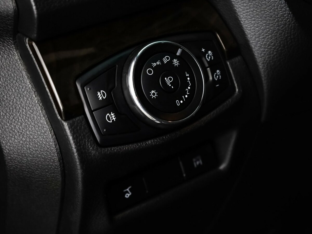 Ford Explorer V, 2013 Фото №14