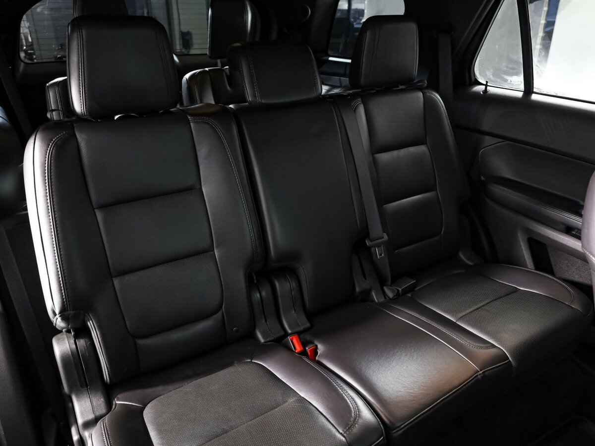 Ford Explorer V, 2013 Фото №26