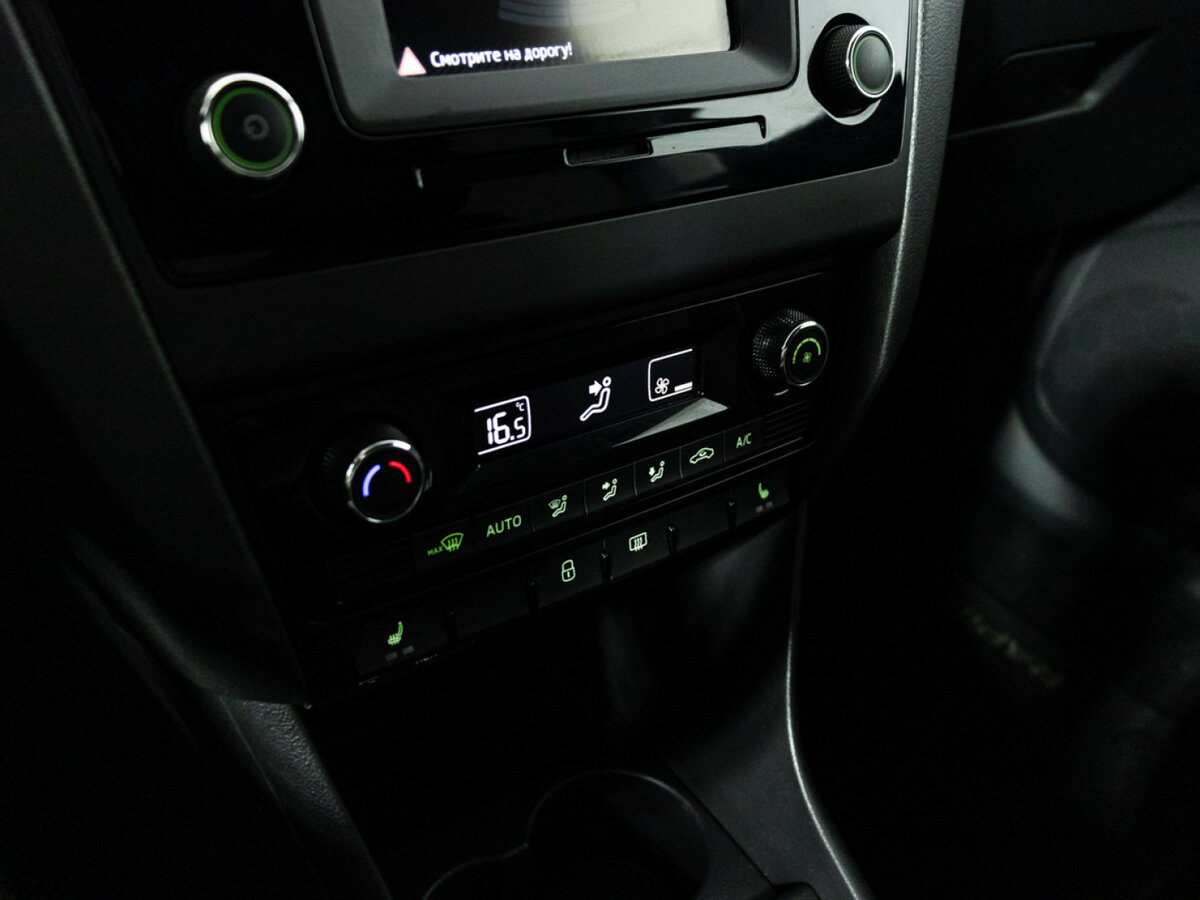 Skoda Rapid I, 2016 Фото №16