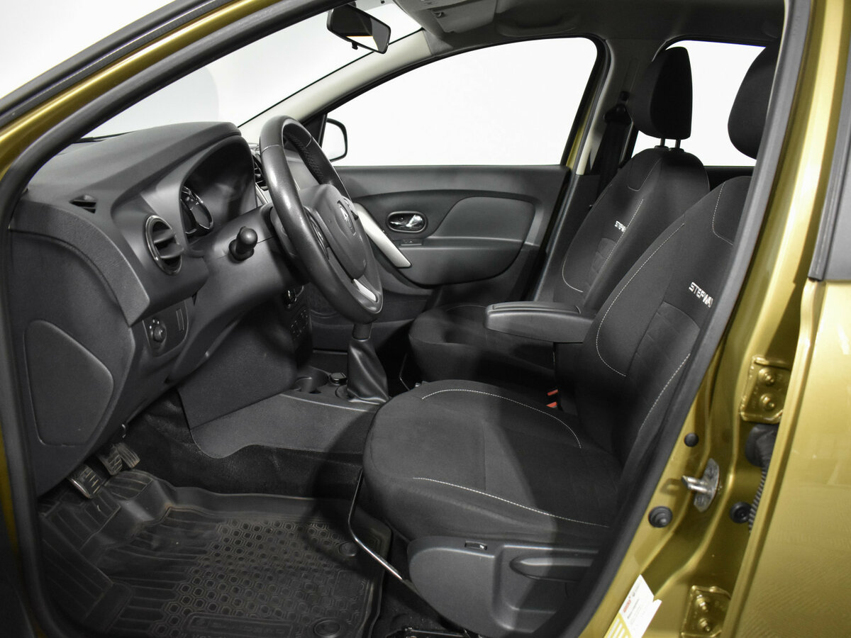 Renault Sandero Stepway II, 2016 - 156 052 км. | Фото №8