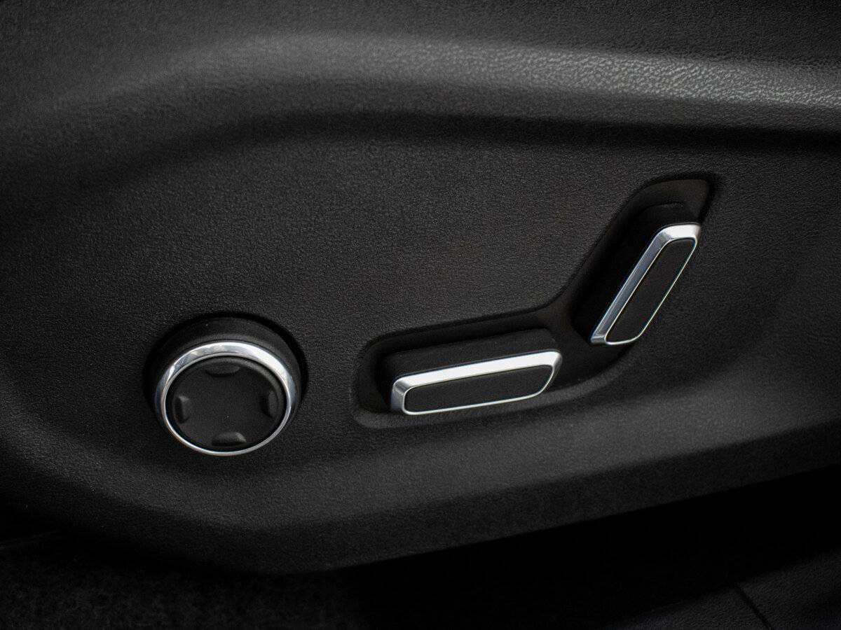 Geely Monjaro I, 2023 Фото №22