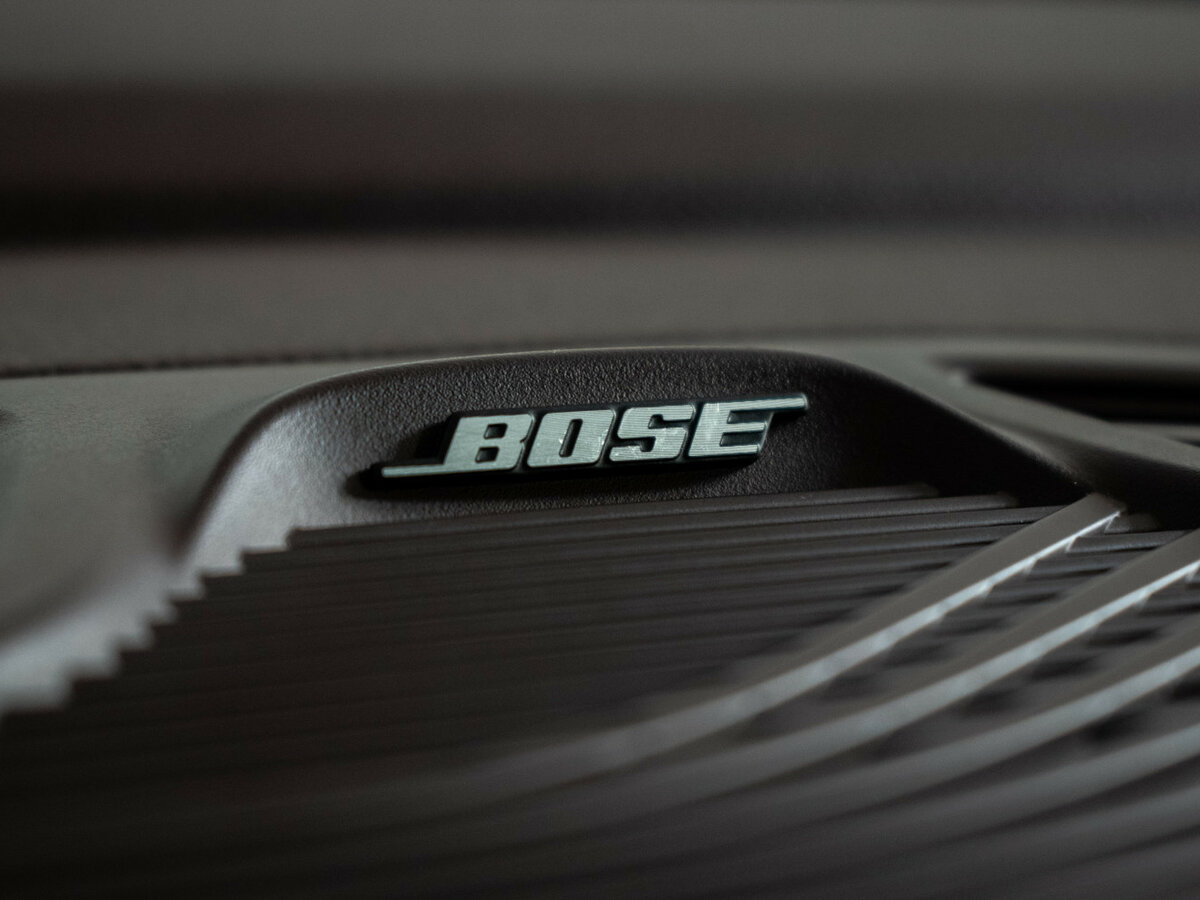 Geely Monjaro I, 2023 Фото №19