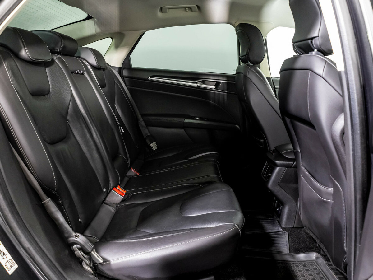 Ford Mondeo V, 2015 Фото №18