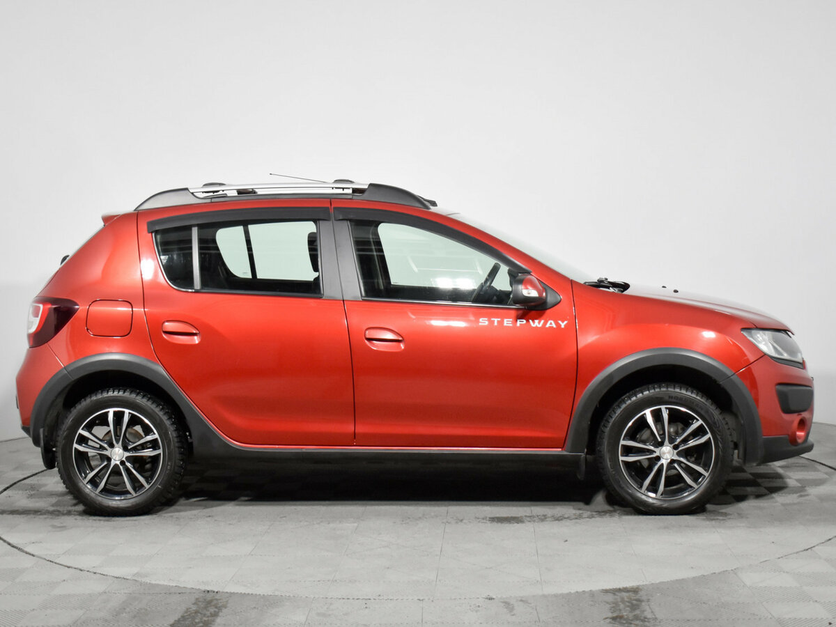 Renault Sandero Stepway II, 2016 - 300 912 км. | Фото №4