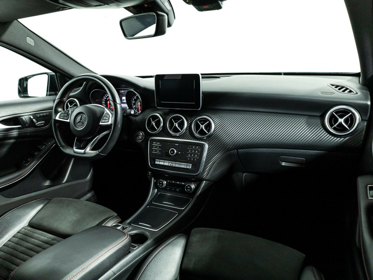 Mercedes-Benz A-Класс 200 III (W176) Рестайлинг, 2016 Фото №9
