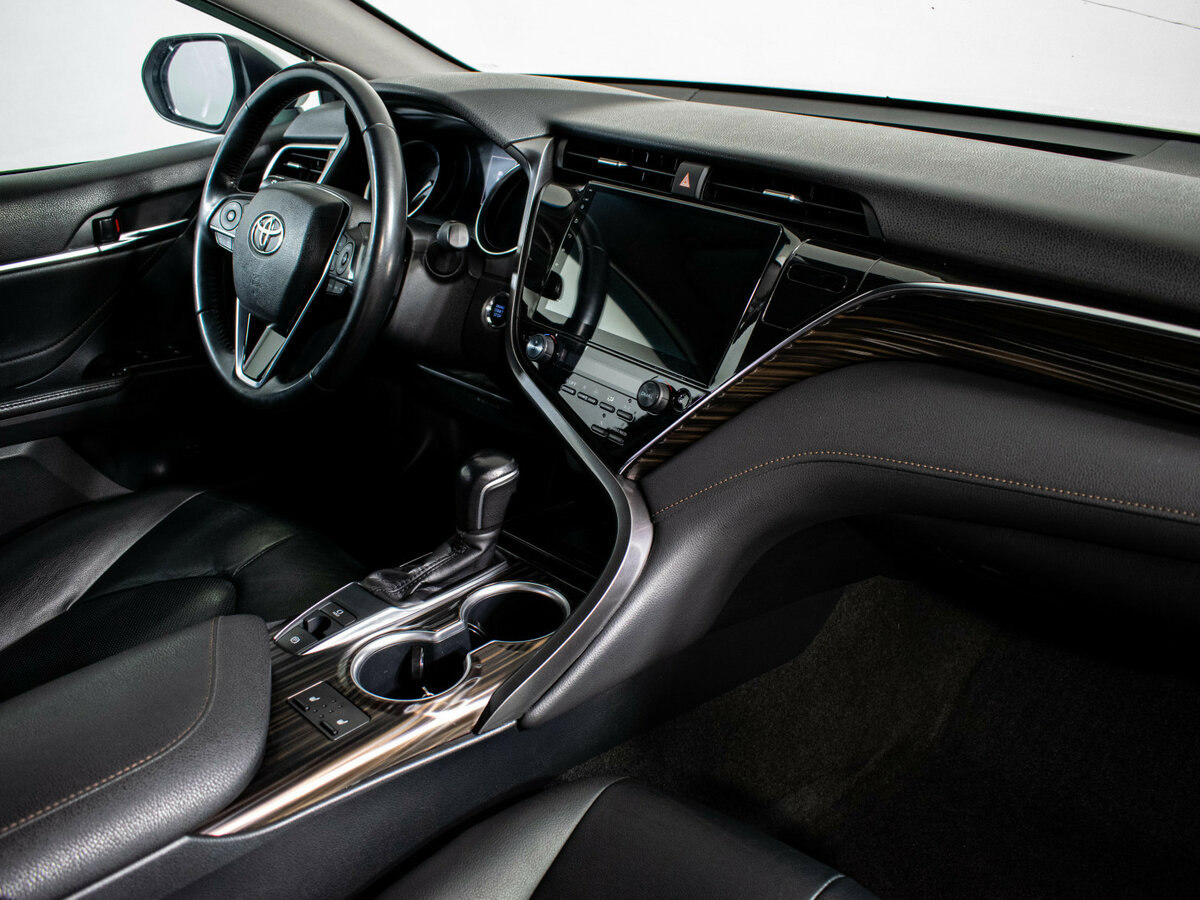 Toyota Camry VIII (XV70), 2020 - 196 650 км. | Фото №8