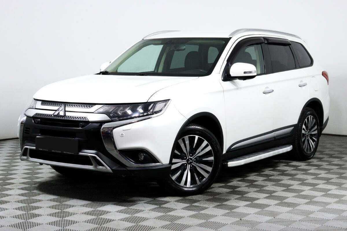 Mitsubishi Outlander, 2019 - 103 420 км. | Фото №1