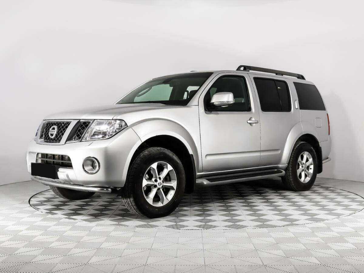 Nissan Pathfinder, 2012 - 108 185 км. | Фото №1