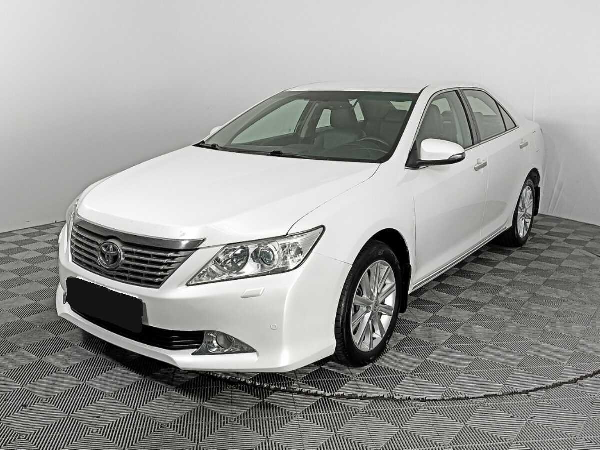 Toyota Camry, 2014 - 181 002 км. | Фото №1